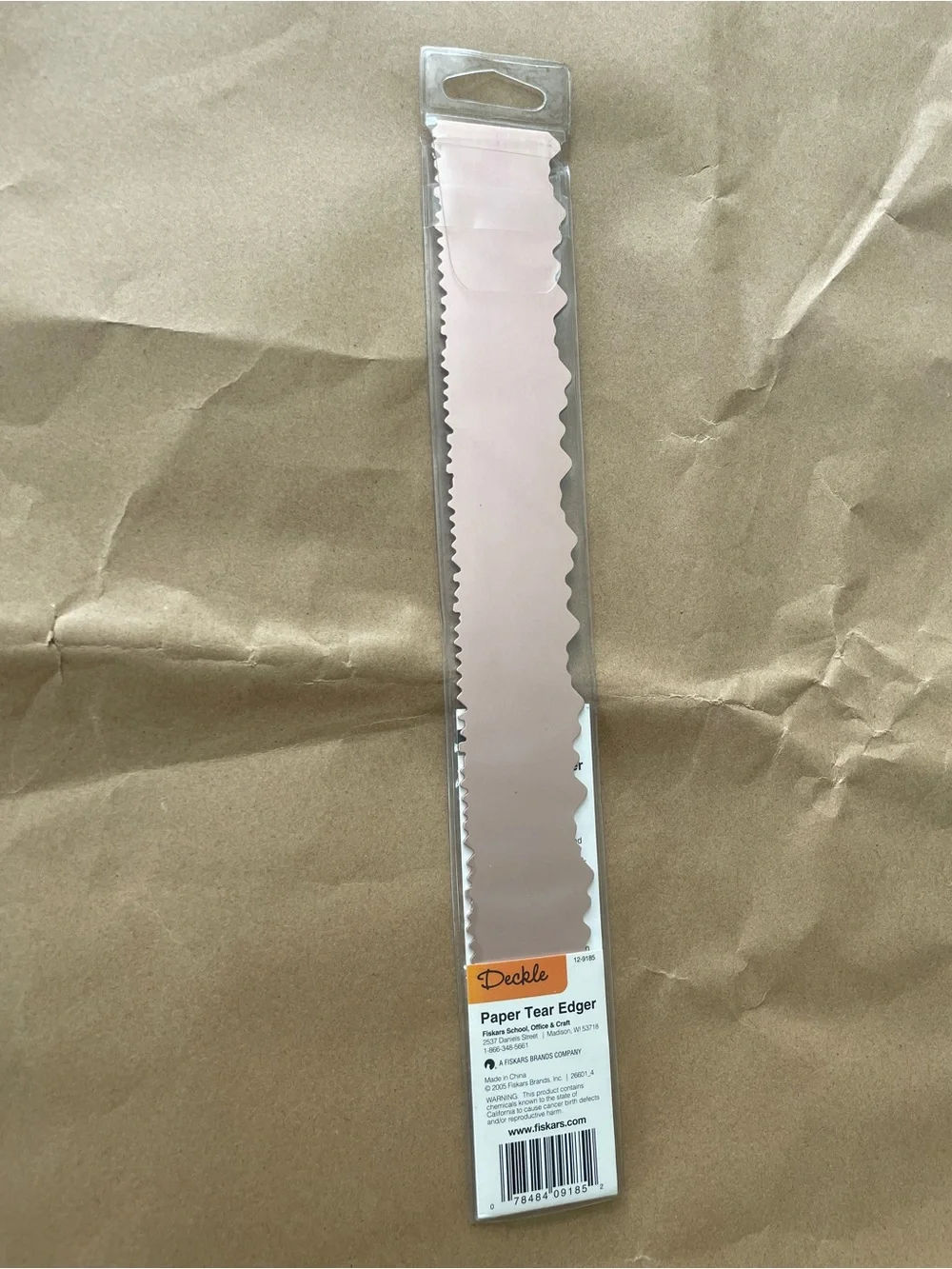 FISKARS Paper Tear Edger Small & Large Designs Deckle